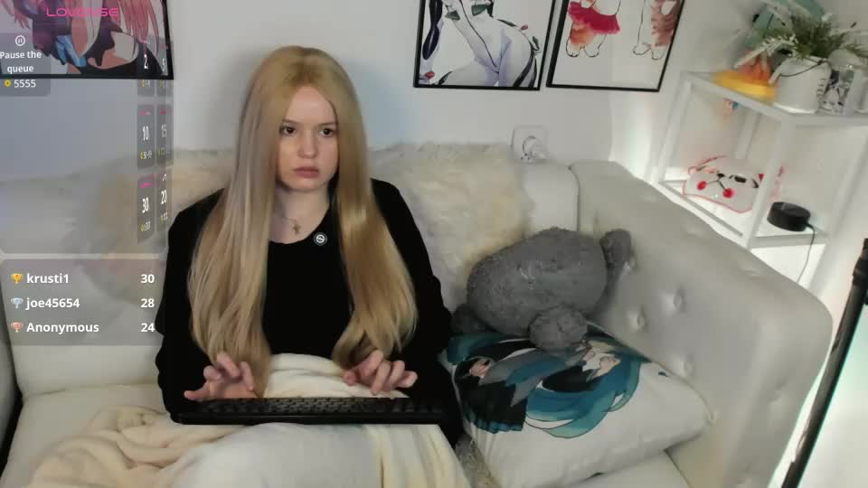 lenora_blossom Webcam Star October 5, 2026