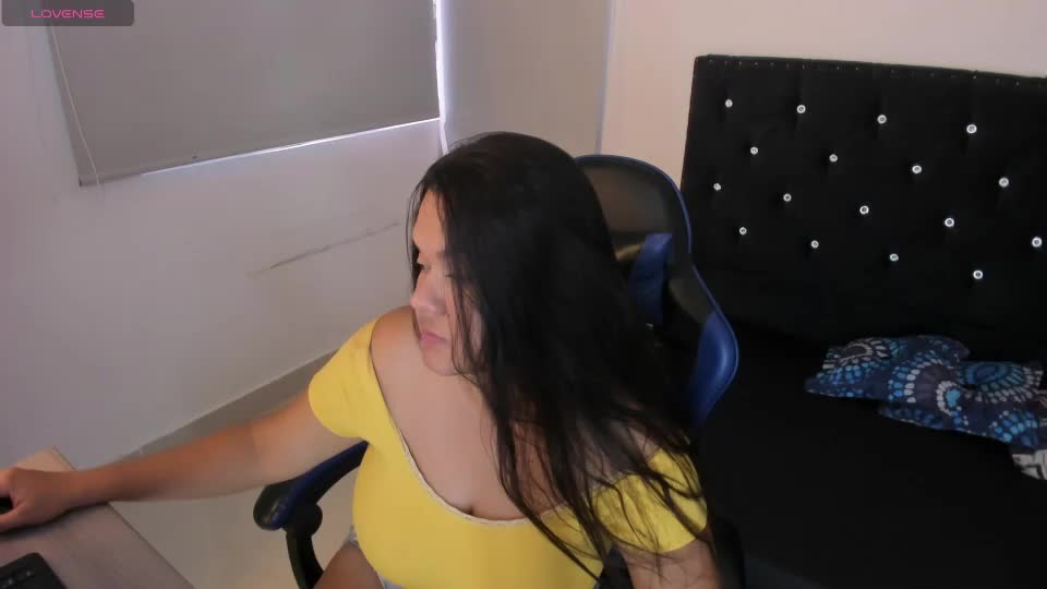 natashaa__1 Webcam Chat October 6, 2026