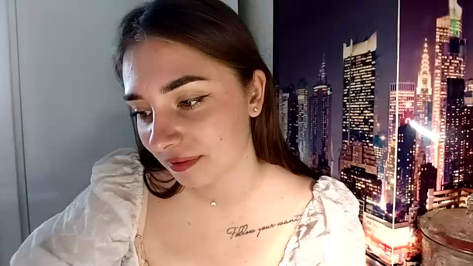floatingfragmentt Webcam Chat October 6, 2026