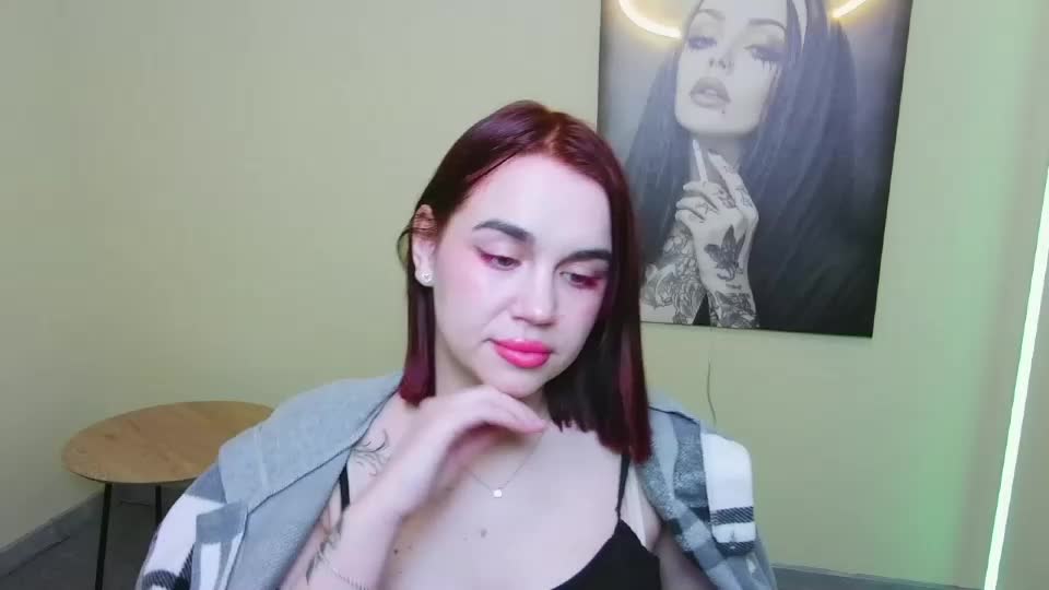 alice_nicei Webcam Chat October 6, 2026