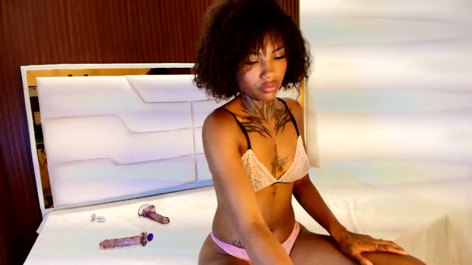 morena_firevs Webcam Star October 6, 2026
