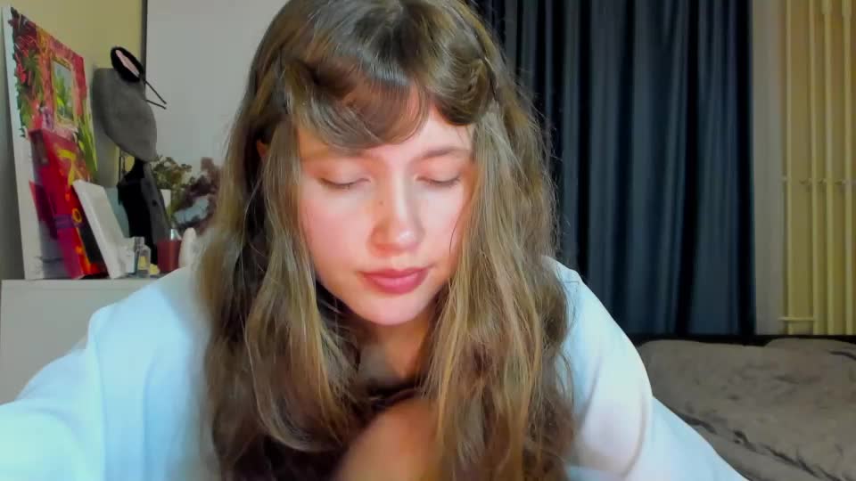 alicerowan Webcam Star October 6, 2026