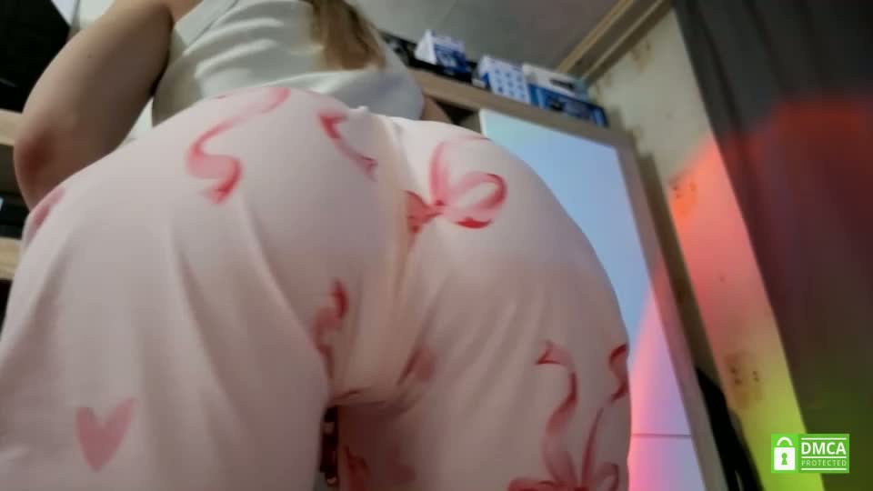 ethereal_me Webcam Chat October 6, 2026