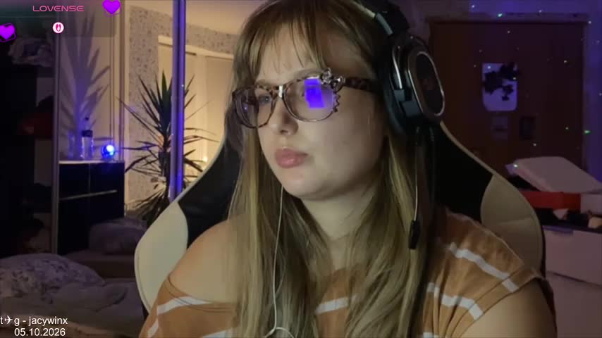JacyWinslat Webcam Star October 6, 2026