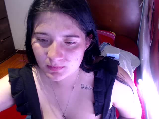 quen_mia Webcam Chat October 6, 2026