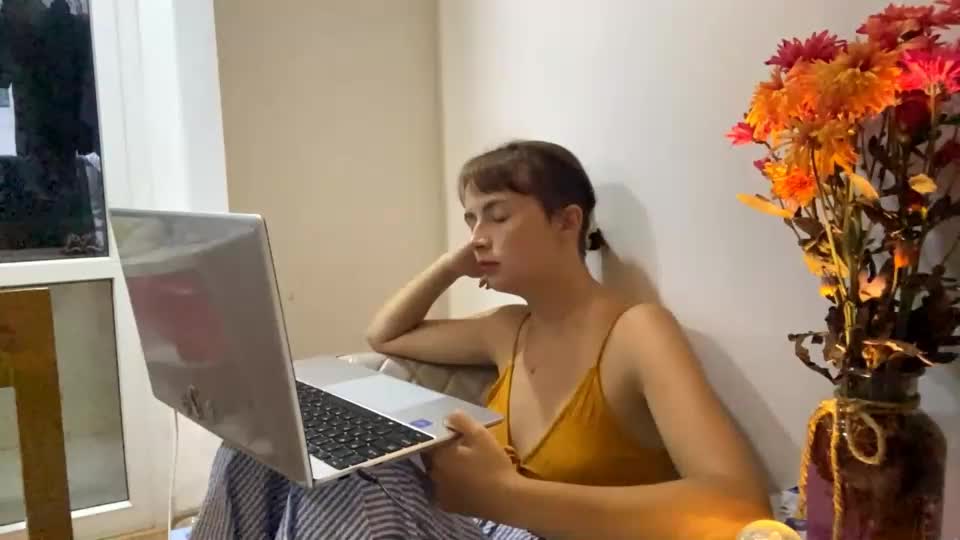 chaufrancis Webcam Star October 6, 2026