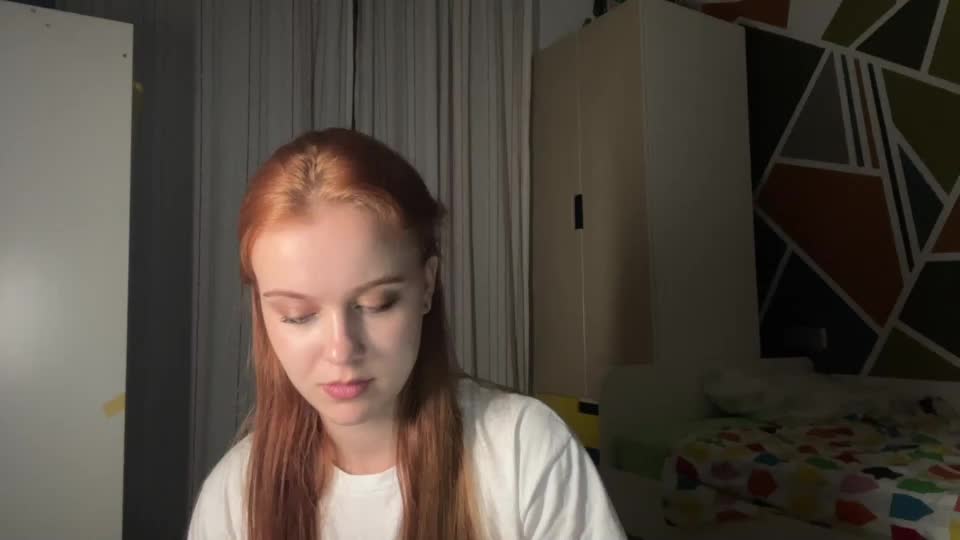 kisschloe_ Webcam Chat October 6, 2026