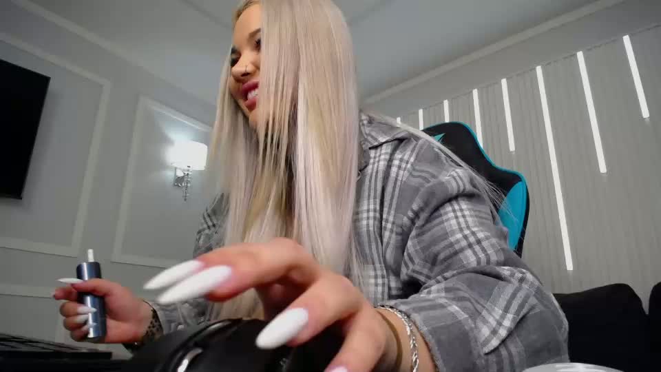 kristyty Webcam Star October 6, 2026