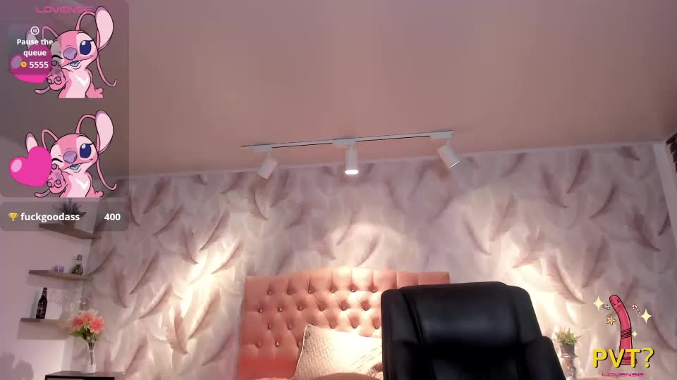 channelqueen__ Webcam Chat October 6, 2026
