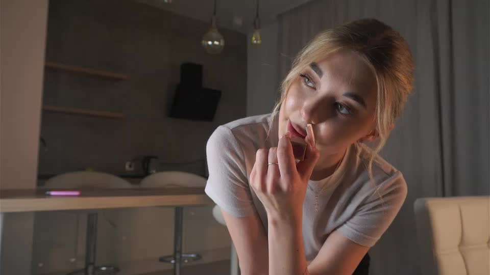 etsukobogacz Webcam Chat October 7, 2026
