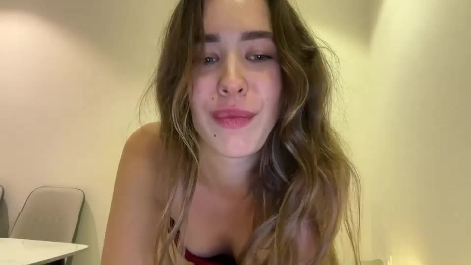 sexyyyhotlillit Webcam Chat October 7, 2026