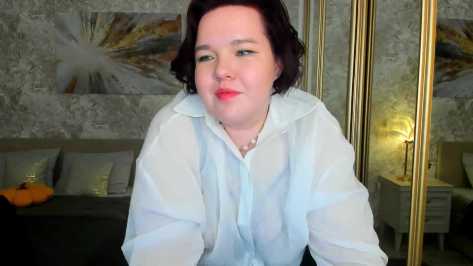 ivoryeflame Webcam Star October 7, 2026
