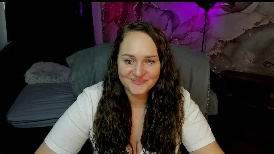 chorna_rouse Webcam Chat October 7, 2026