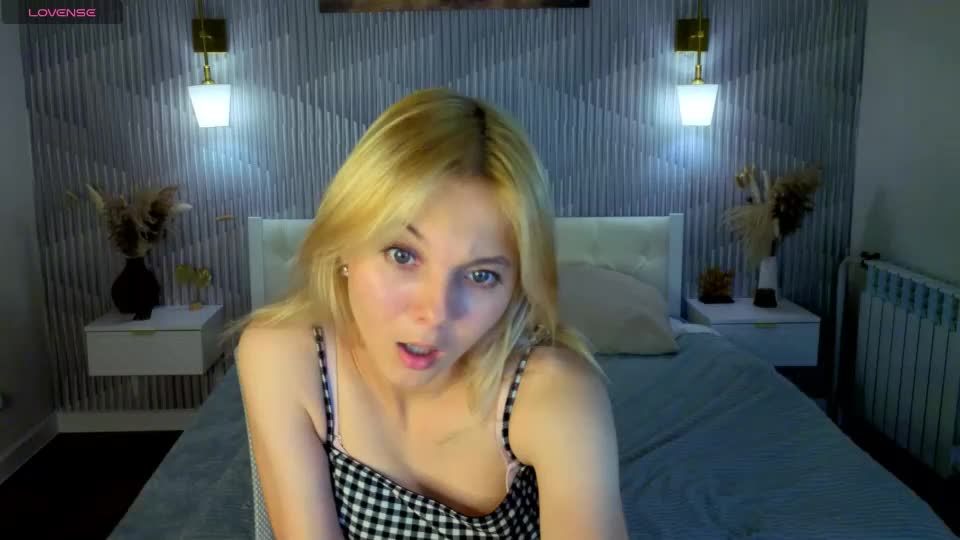 clara_schneider0 Webcam Chat October 7, 2026