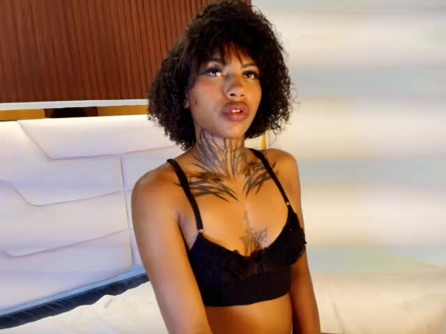 morena_firevs Webcam Chat October 7, 2026