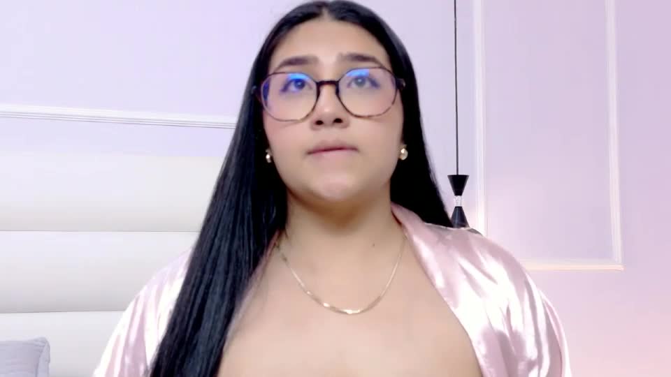emma_and_tara Webcam Chat October 7, 2026