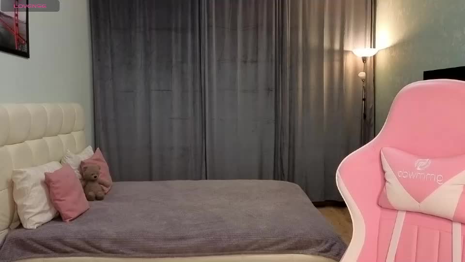 milanafallin Webcam Chat October 7, 2026