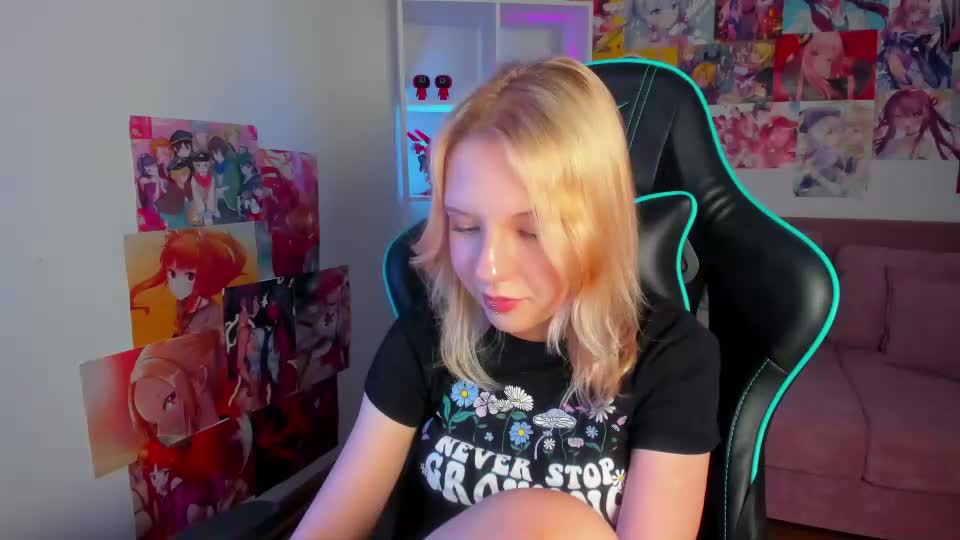 nellymars Webcam Star October 7, 2026