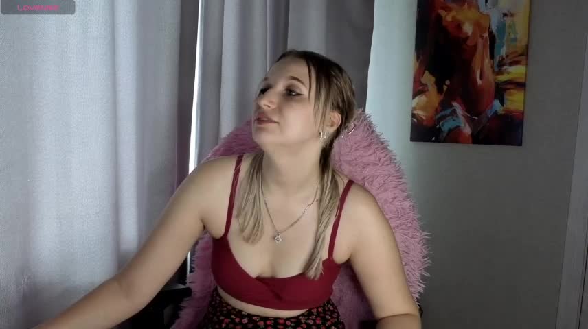 LillyFan-X Webcam Star October 8, 2026