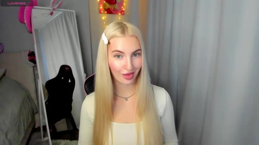 Kimmy_powell Webcam Chat October 8, 2026