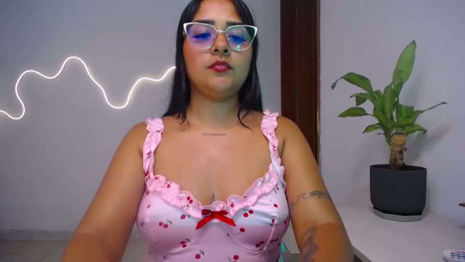 mia_kalifa26 Webcam Chat October 8, 2026