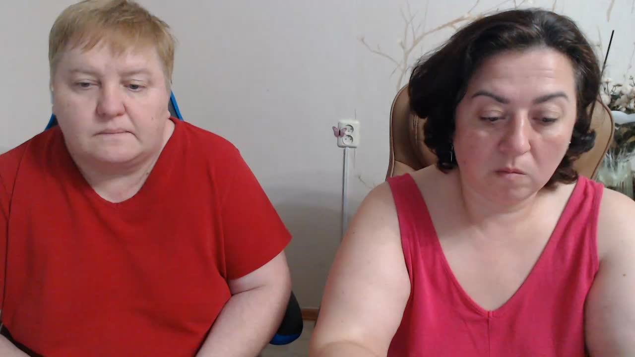 XMollyJaneEX Webcam Chat October 8, 2026