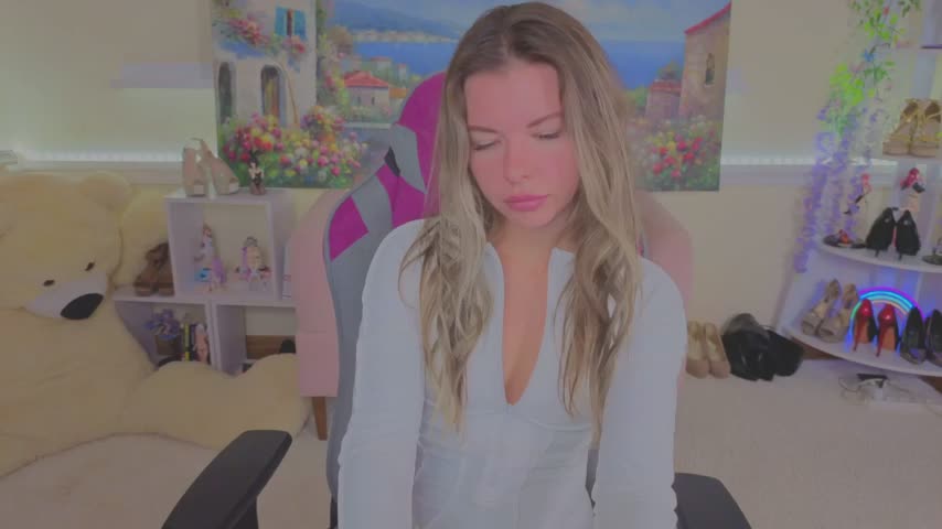 Real_Tini Webcam Chat October 8, 2026
