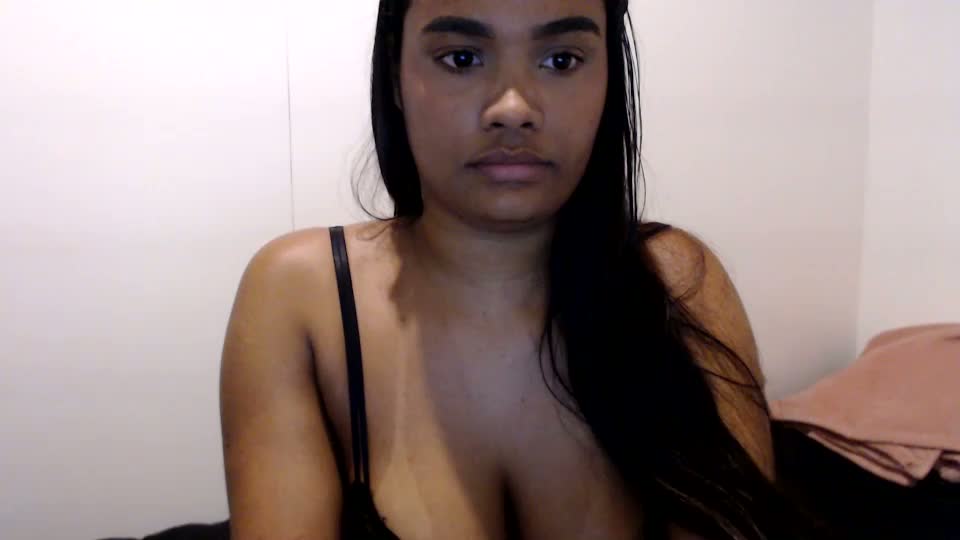 loveriris Webcam Chat October 8, 2026