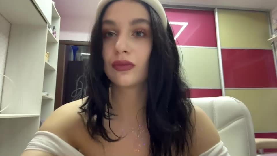 tamkarroach Webcam Chat October 9, 2026