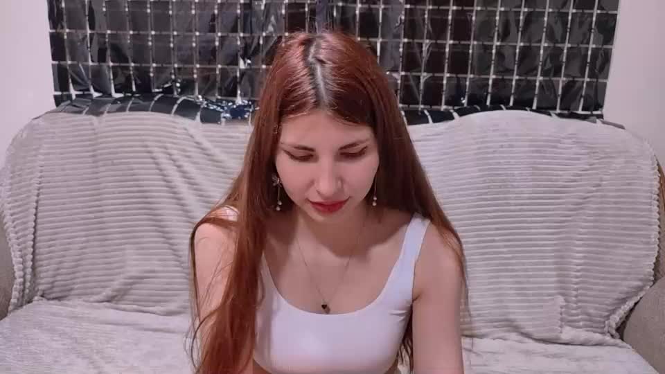 mavisdobrinin Webcam Chat October 9, 2026