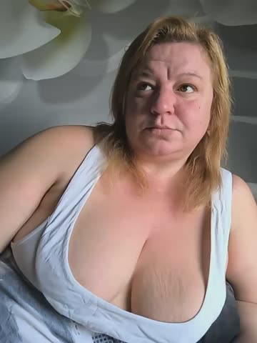 jusichka Webcam Chat October 9, 2026