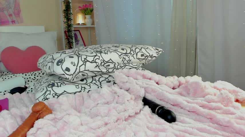 kuraii1_ Webcam Chat October 9, 2026