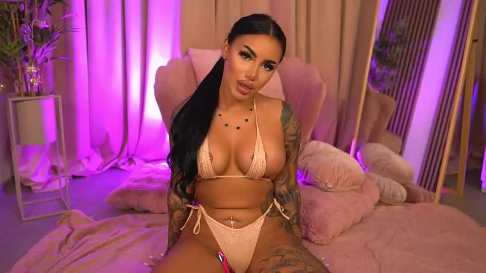 isjessyfoxy Webcam Chat October 9, 2026