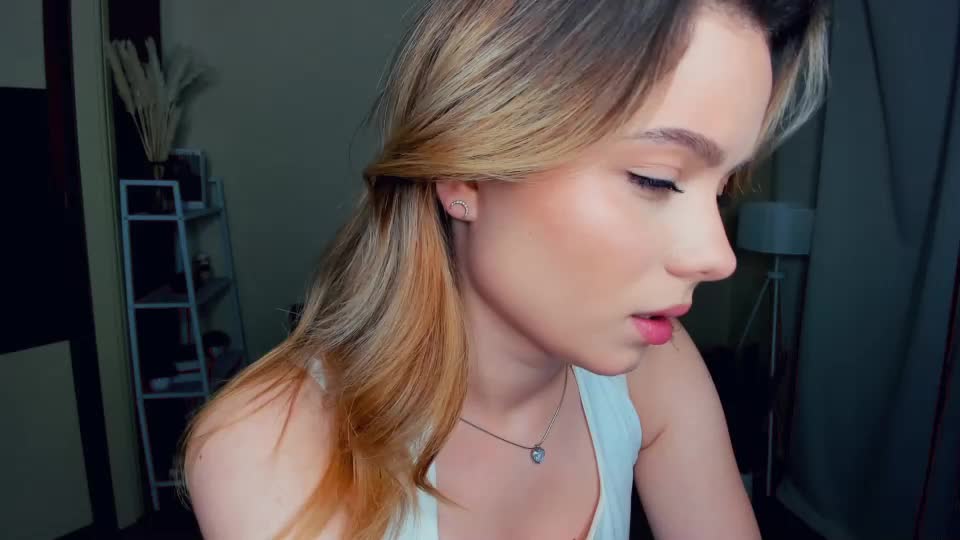 ashaevins Webcam Chat October 9, 2026