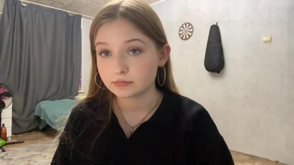 eleasebabic Webcam Chat October 10, 2026