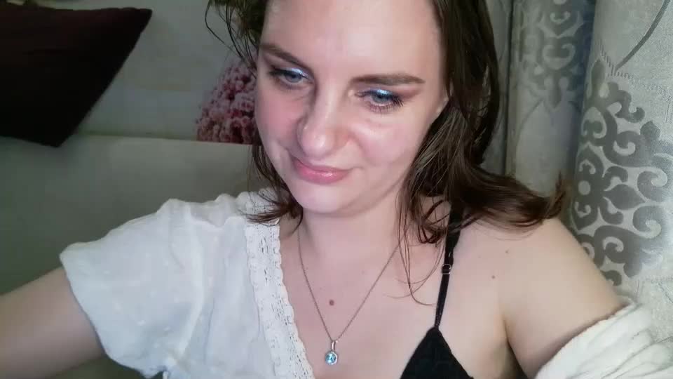neravia Webcam Chat October 10, 2026