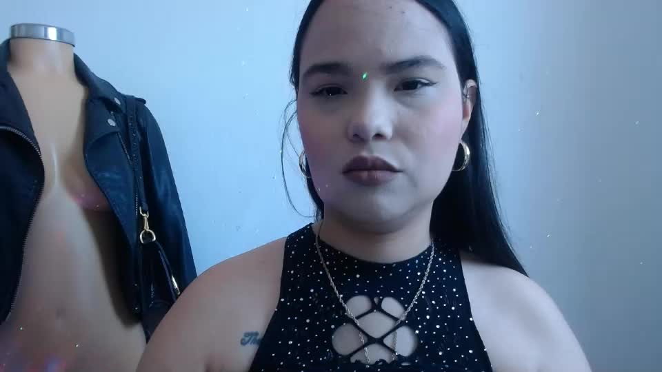 nicolle_jenifer Webcam Chat October 10, 2026
