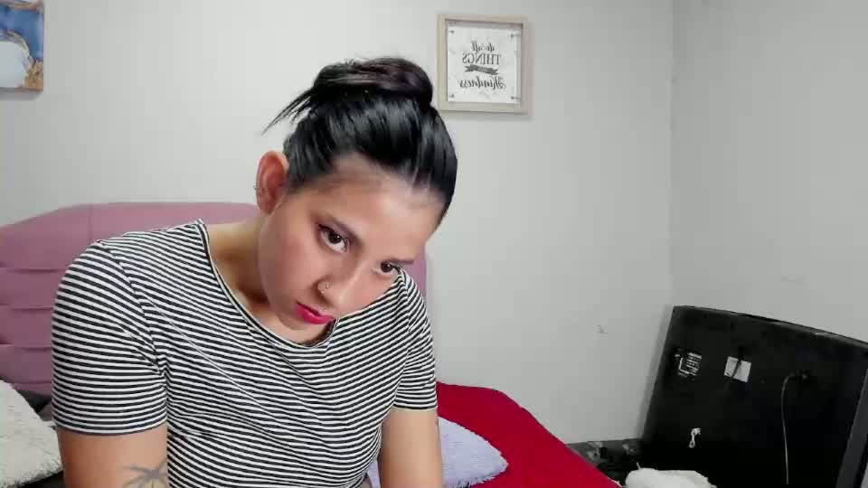 kitty97_ls Webcam Chat October 10, 2026