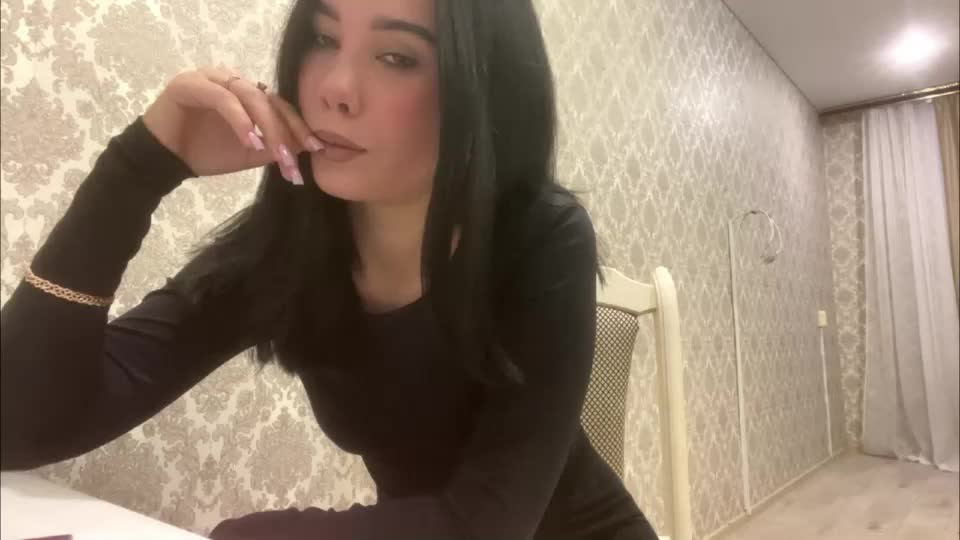 nolli_heily Webcam Star October 10, 2026