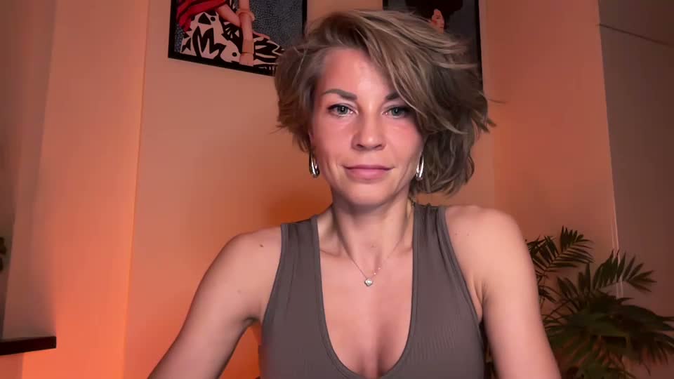 orelivana Webcam Chat October 10, 2026