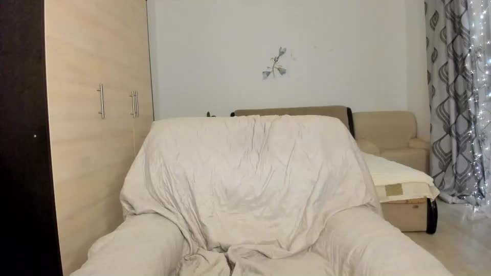 playfuldaisyy Webcam Chat October 10, 2026