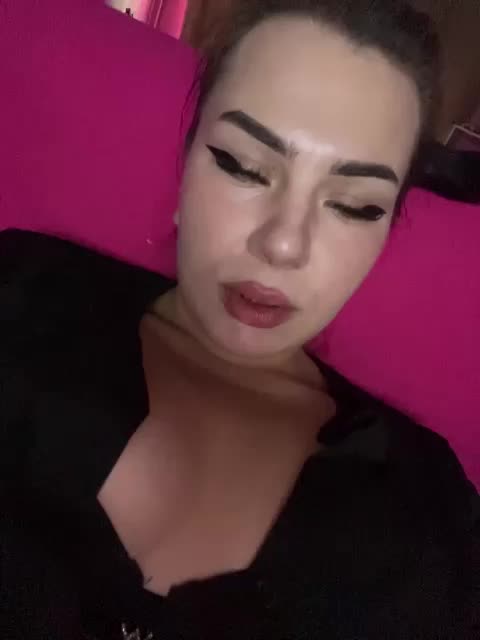 2LILMOMMY2 Webcam Chat October 10, 2026