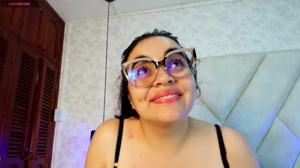 mega_blenda Webcam Chat October 10, 2026