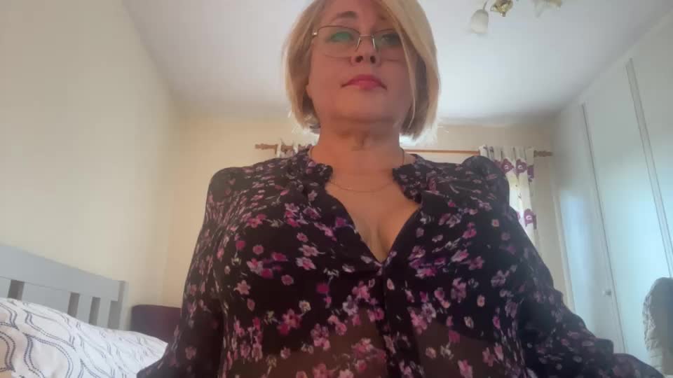ninalush_ Webcam Chat October 10, 2026