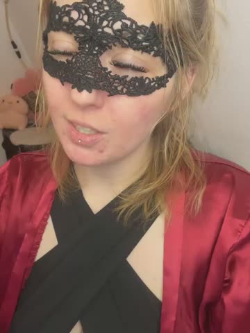 -CurvySecret- Webcam Star October 11, 2026