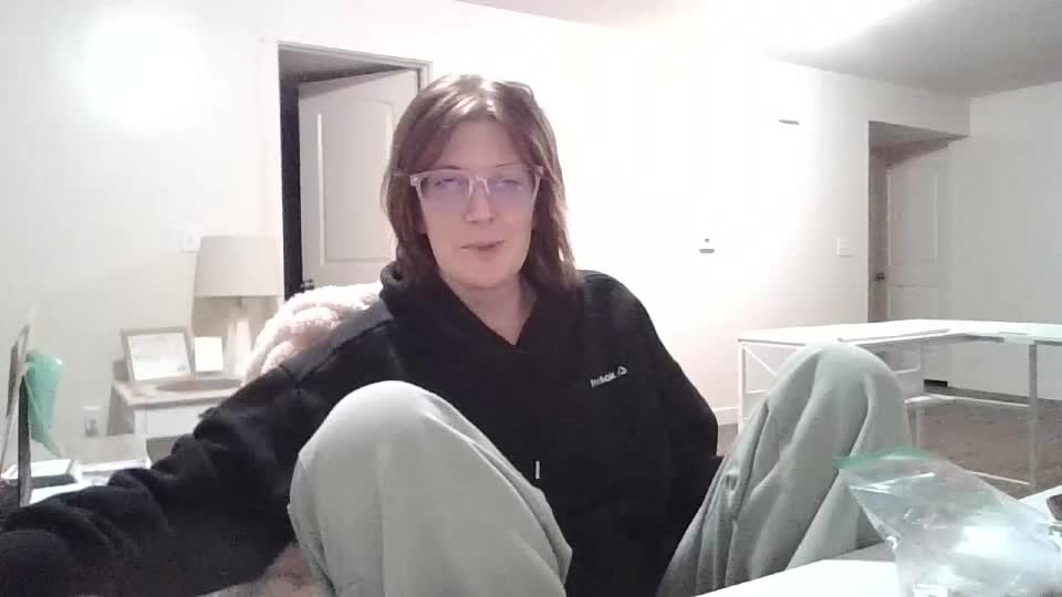elleblaze Webcam Chat October 11, 2026