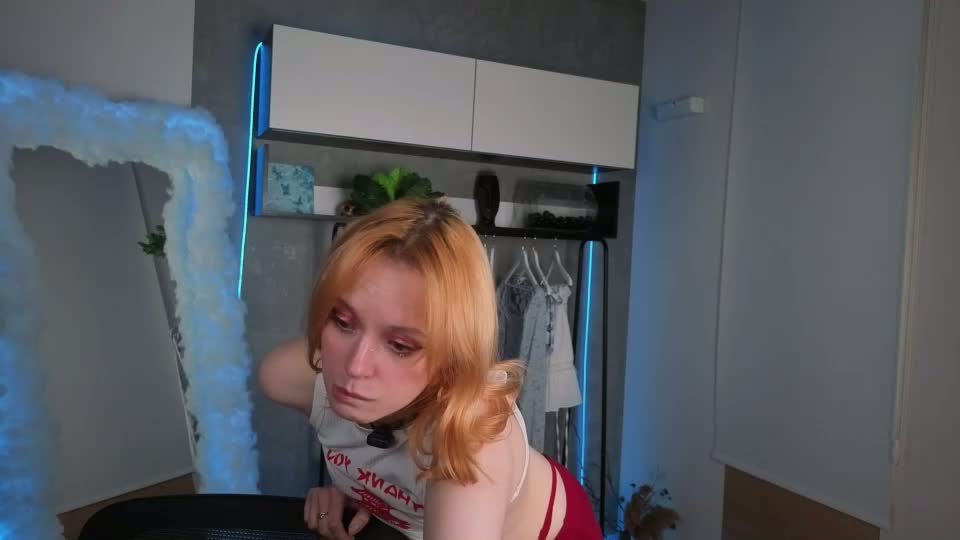 stacysims Webcam Chat October 11, 2026
