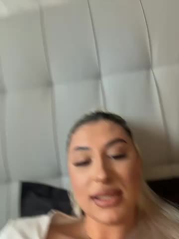 Kylie_One Webcam Chat October 11, 2026