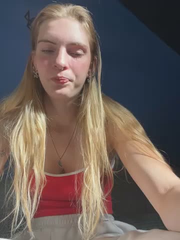 MelissaPeachi Webcam Chat October 11, 2026