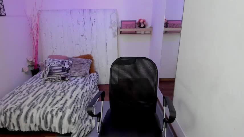 Melodi_velasquez Webcam Chat October 12, 2026